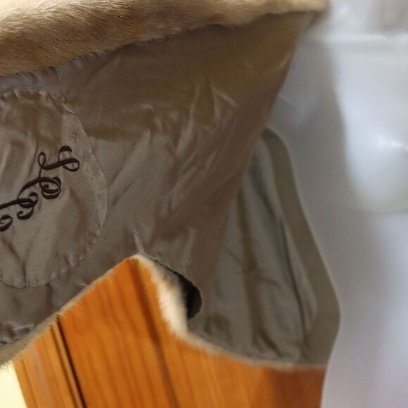 Vintage Mink or Fox Fur Stole Wrap with Pockets Old Money Glam Mob Wife OS - Picture 6 of 16